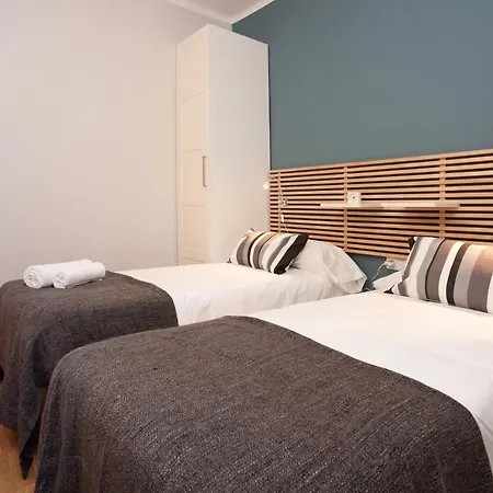 Enjoy Apartments Vp Camp Nou Barcelona Exterior foto