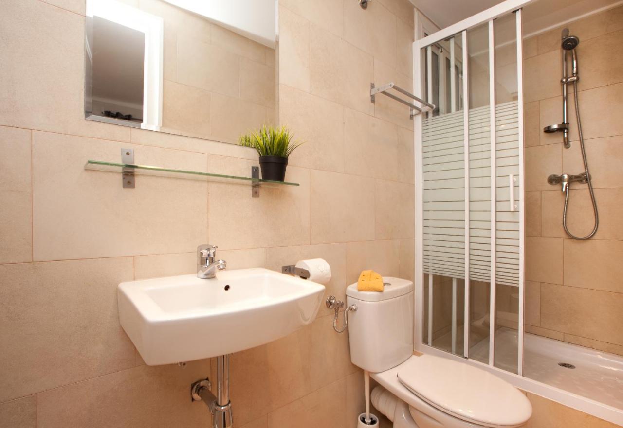 Enjoy Vp Camp Nou Apartment